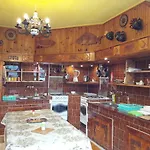 Triniti Vendeghaz Guest house Eger